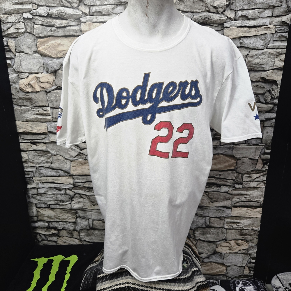 Gildan Men XL White Softstyle Crewneck Dodgers Tee with White and Blue Graphic